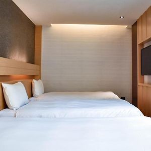 Executive Triple Room